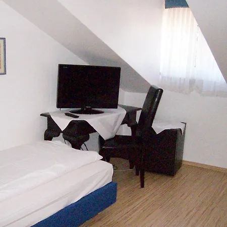 Gastehaus Auerhahn 3*